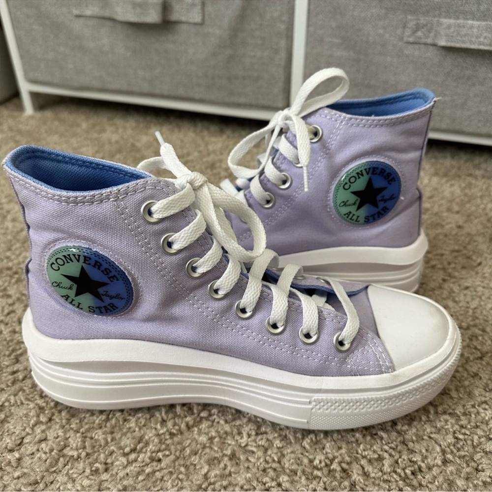 lavender platform converse